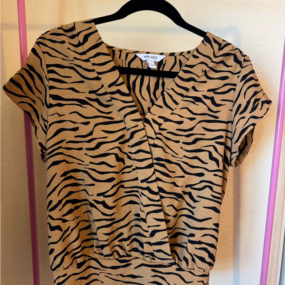 Nine West Women's Tan Zebra Print Top